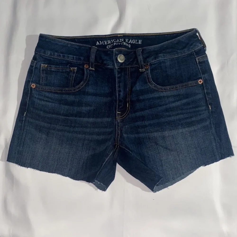 American Eagle Outfitters Super Stretch Midi Raw Hem Dark Wash Denim Jean Shorts